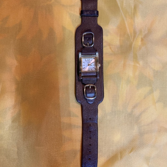 Guess Accessories - Guess Leather Watch